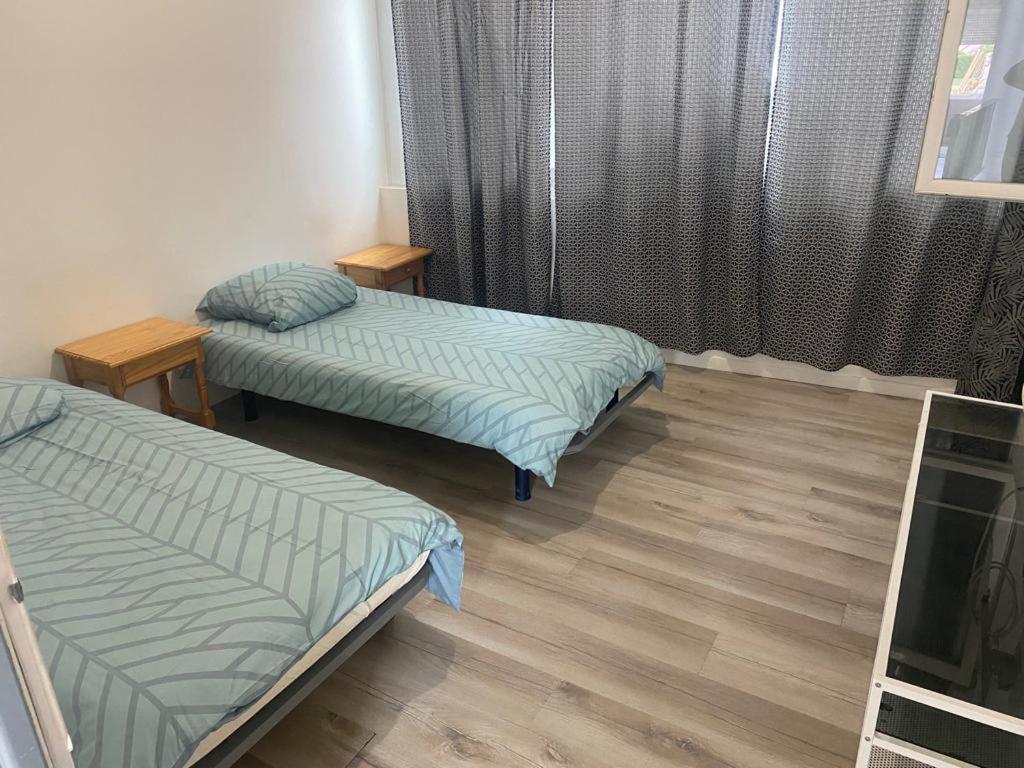 Le Vandenhove Trévoux Extérieur photo